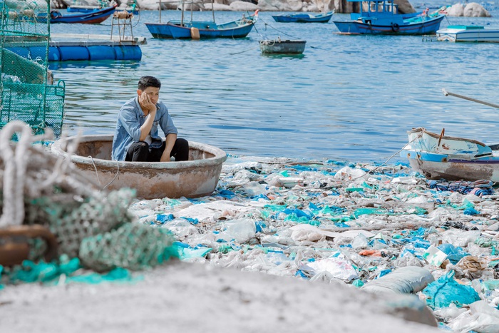 Võ Thành Tâm kêu gọi bảo vệ Trái đất - Ảnh 1. Võ Thành Tâm kêu gọi bảo vệ Trái đất - Ảnh 1.