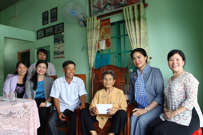 Đoàn công tác Hội LHPN Việt Nam thăm và làm việc tại các tỉnh Đông Nam Bộ - Ảnh 3.
