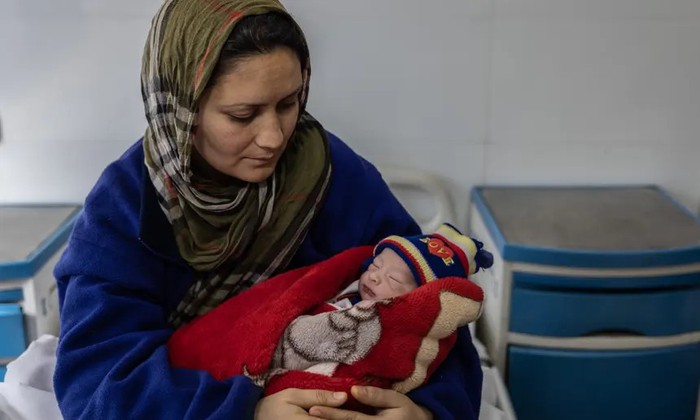 Bên trong bệnh viện do phụ nữ điều hành ở Afghanistan - Ảnh 2.