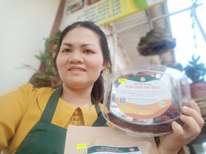 Cô giáo vùng cao đưa đặc sản Măng Đen vươn xa - Ảnh 1. Cô giáo vùng cao đưa đặc sản Măng Đen vươn xa - Ảnh 1.