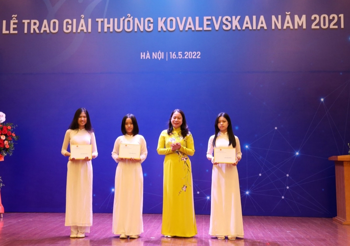 Giải thưởng Kovalevskaia khuyến khích phụ nữ Việt Nam phấn đấu, đóng góp cho sự phát triển khoa học công nghệ - Ảnh 6.
