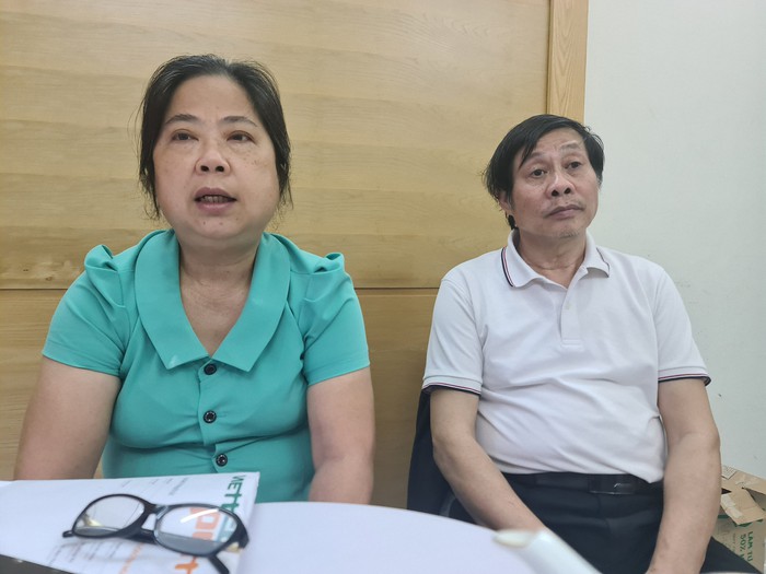 Vụ bố dượng bị tố bạo hành con riêng của vợ: Sở LĐTB&XH Hà Nội đề nghị điều tra làm rõ - Ảnh 2.