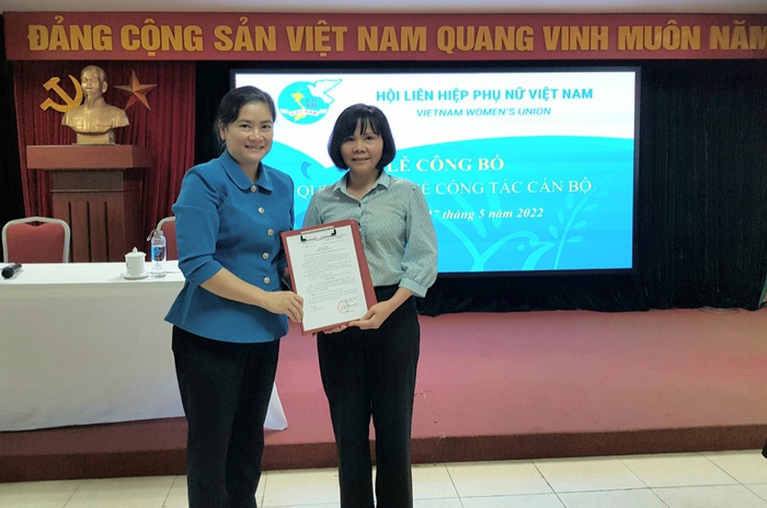 Trung ương Hội LHPN Việt Nam trao quyết định bổ nhiệm Giám đốc Bảo tàng PNVN và Tổng giám đốc TYM - Ảnh 1.