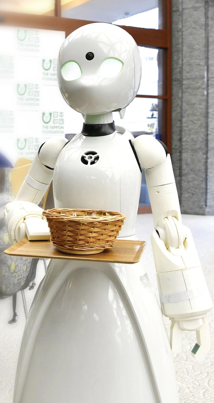 Robot phục vụ ở quán cà phê Dawn tại Nhật Bản
