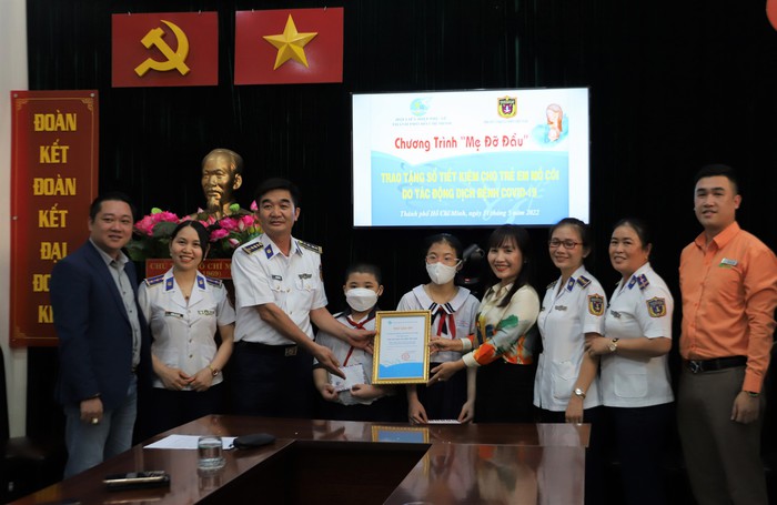 Tân Phú (TPHCM): Hơn 40 triệu đồng dành cho trẻ mồ côi từ chương trình “Mẹ đỡ đầu” - Ảnh 1.