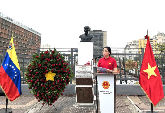 Hình ảnh Đoàn Hội LHPN Việt Nam tham dự Đại hội Liên đoàn Phụ nữ Dân chủ Quốc tế và làm việc tại Venezuela - Ảnh 1.