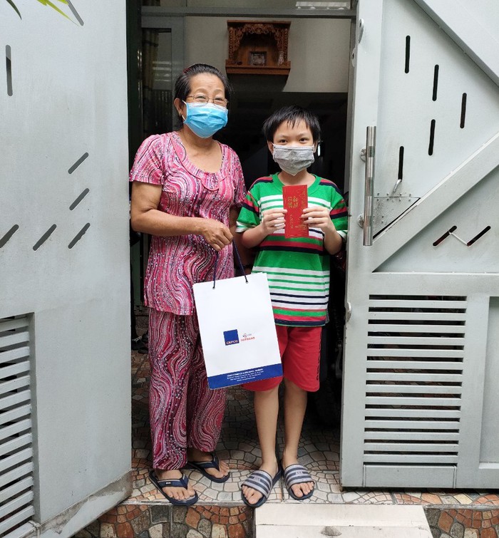 Người phụ nữ hết lòng với công tác thiện nguyện - Ảnh 2. Người phụ nữ hết lòng với công tác thiện nguyện - Ảnh 2.