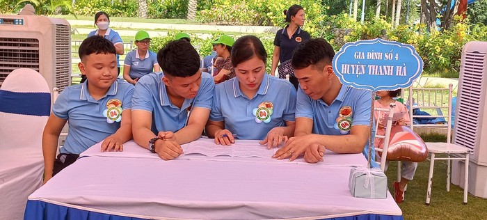 Hải Dương: Nhiều hoạt động ý nghĩa và sôi động trong ngày hội “Gia đình 5 không 3 sạch” - Ảnh 1.