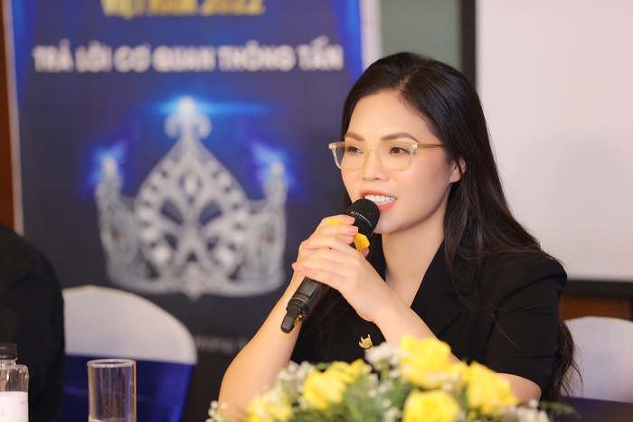 Bà Thanh Thùy, đại diện đơn vị tổ chức cuộc thi Miss Peace Vietnam - Hoa hậu Hòa bình Việt Nam