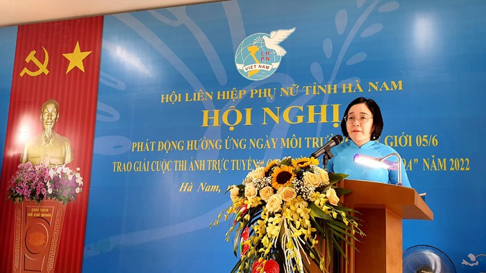 Hội LHPN tỉnh Hà Nam tổ chức hoạt động hưởng ứng ngày môi trường - Ảnh 1.