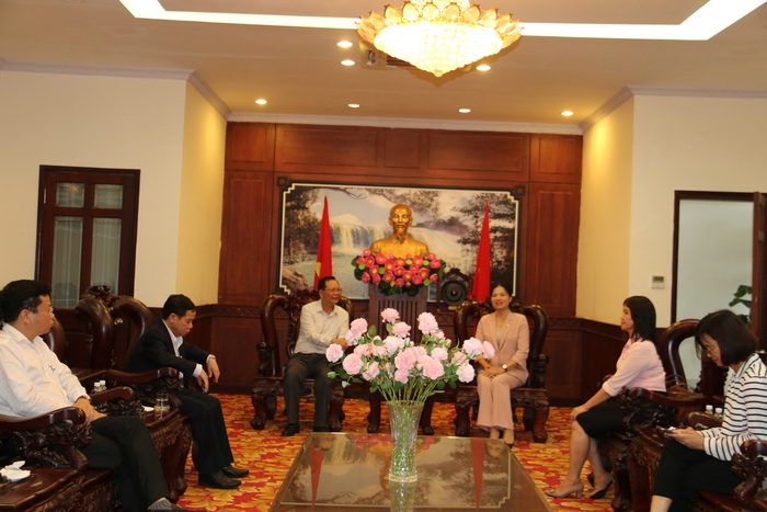 Lãnh đạo Hội LHPN Việt Nam thăm các gia đình thương binh, liệt sĩ, người có công tại Đắk Nông  - Ảnh 1.