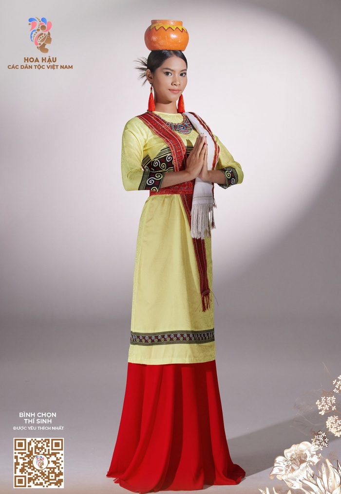 Dàn người đẹp Hoa hậu các dân tộc Việt Nam 2022 khoe sắc trong trang phục truyền thống - Ảnh 1.