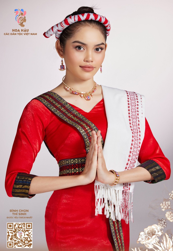 Dàn người đẹp Hoa hậu các dân tộc Việt Nam 2022 khoe sắc trong trang phục truyền thống - Ảnh 32.