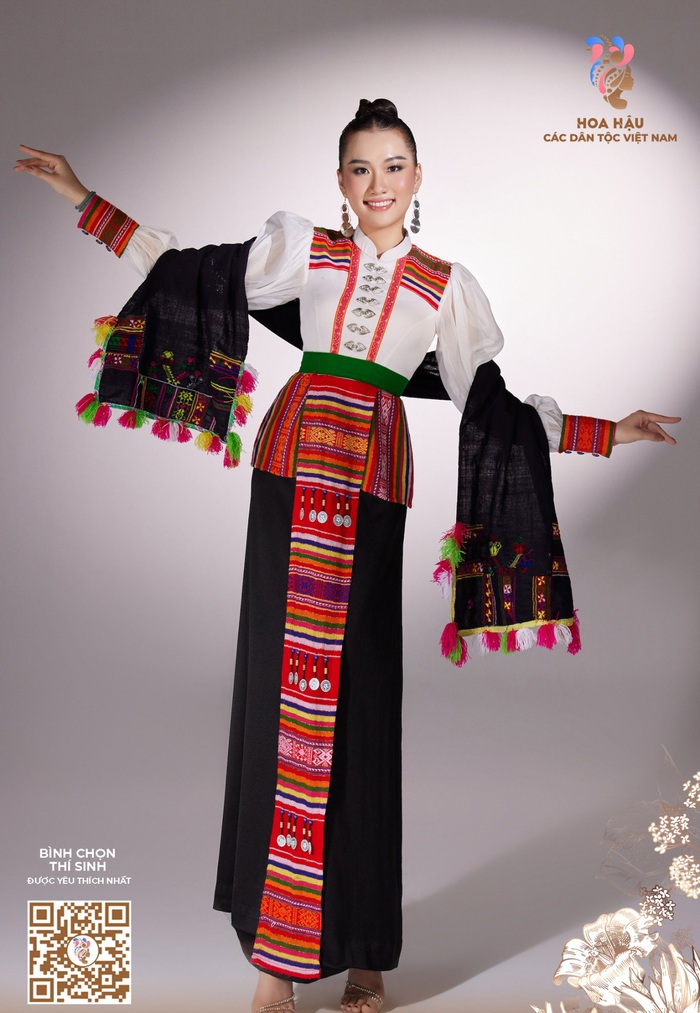 Dàn người đẹp Hoa hậu các dân tộc Việt Nam 2022 khoe sắc trong trang phục truyền thống - Ảnh 13.