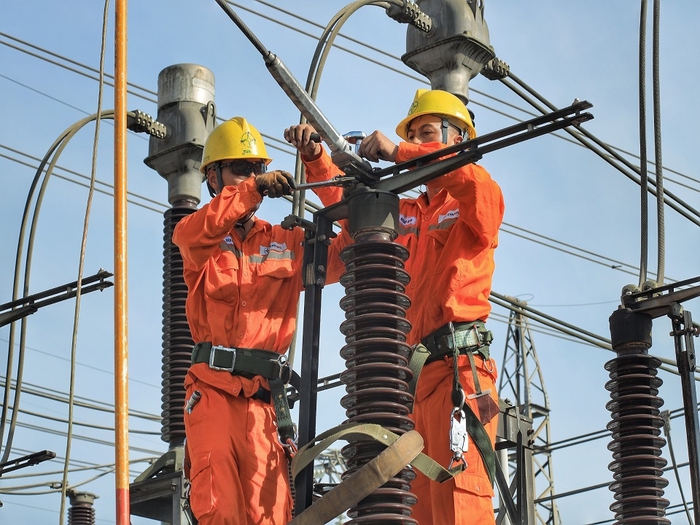 Điện lực miền Bắc đã đảm bảo cung cấp điện ổn định phục vụ phát triển kinh tế - xã hội - Ảnh 3.