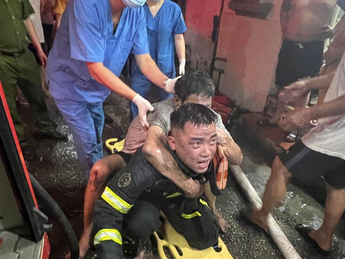 Bộ trưởng Tô Lâm gửi Thư khen các đơn vị, cá nhân kịp thời giải cứu nạn nhân trong vụ cháy tại Phúc Tân - Ảnh 2.