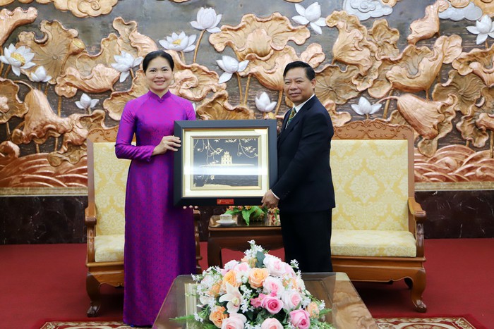 Phụ nữ góp phần củng cố, phát triển quan hệ hữu nghị, đoàn kết, truyền thống và hợp tác toàn diện giữa 2 nước Việt Nam - Campuchia - Ảnh 7.