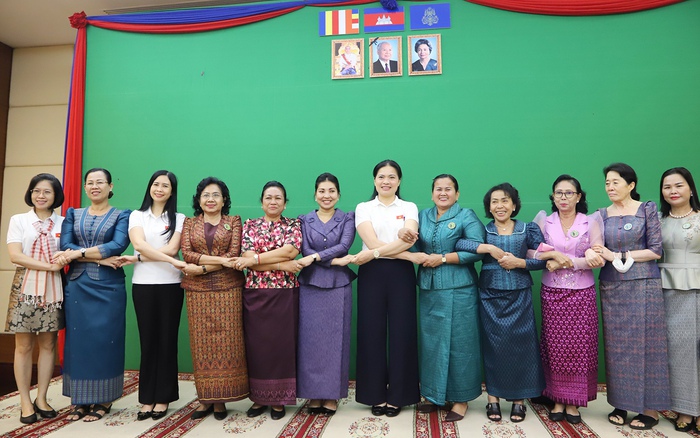 Tăng cường hợp tác giữa các cấp Hội Phụ nữ hai nước Việt Nam - Campuchia