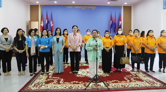 Cuộc gặp xúc động với những phụ nữ Campuchia từng hỗ trợ quân tình nguyện Việt Nam và người Việt sinh sống tại tỉnh Kampot  - Ảnh 1.