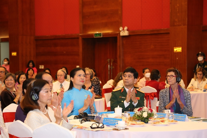 5 đề xuất của Hội LHPN Việt Nam nhằm tăng cường vai trò của phụ nữ trong xây dựng và củng cố hòa bình - Ảnh 1.