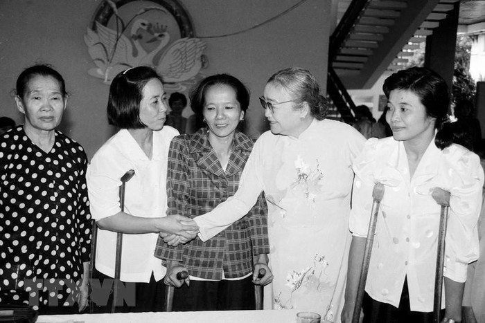 Kỷ niệm 30 năm ngày mất của Nữ tướng Nguyễn Thị Định: Trách nhiệm với đồng chí, đồng bào  - Ảnh 1.