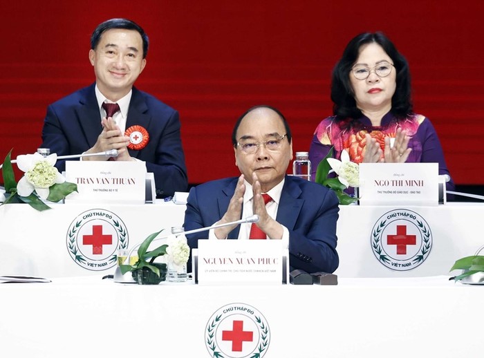Bà Bùi Thị Hòa được bầu giữ chức Chủ tịch Hội Chữ thập Đỏ Việt Nam khóa XI - Ảnh 1.