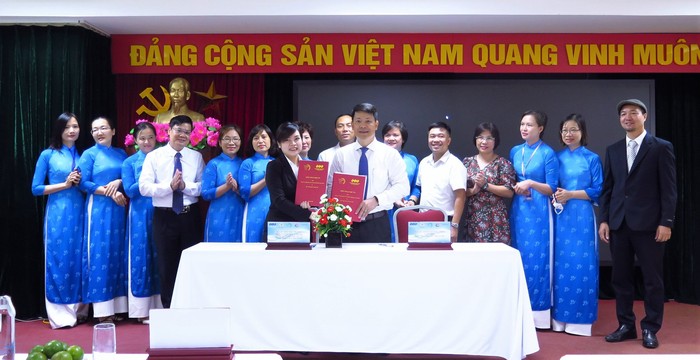 Mang đến cho sinh viên nhiều cơ hội trải nghiệm thực tiễn ngành nghề - Ảnh 1.