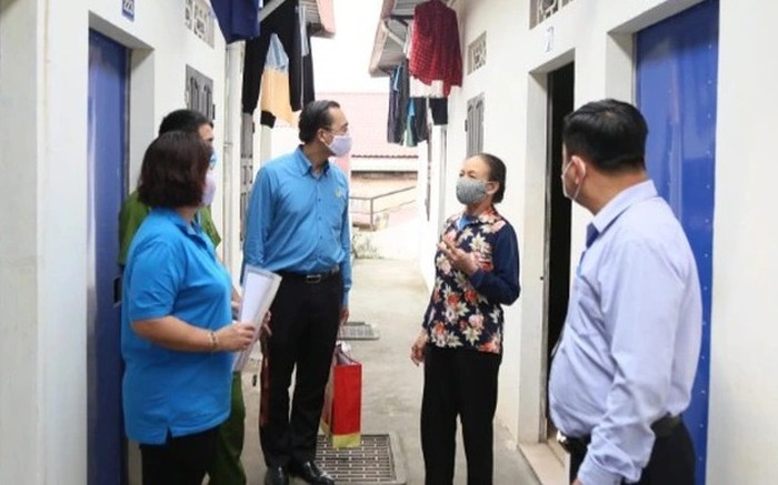 ao-dong-thue-nha-crop-1644289946479-1659