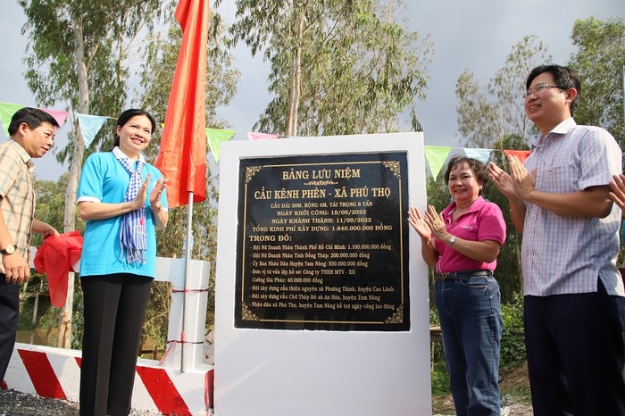 Chủ tịch Hội LHPN Việt Nam thăm, tặng quà cho phụ nữ và trẻ em Đồng Tháp - Ảnh 8.