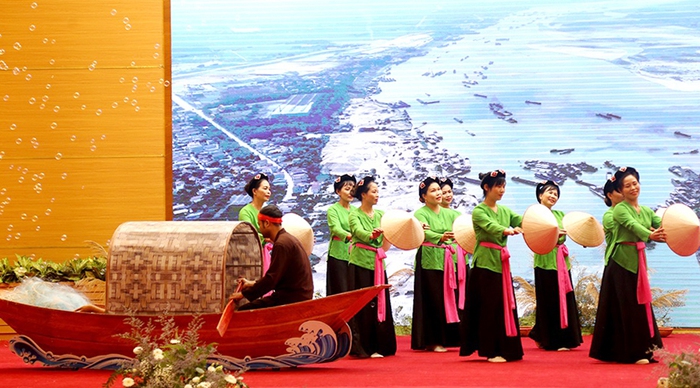 Phú Thọ: Giao lưu, công diễn tuyên truyền Nghị quyết Đại hội phụ nữ các cấp - Ảnh 1.