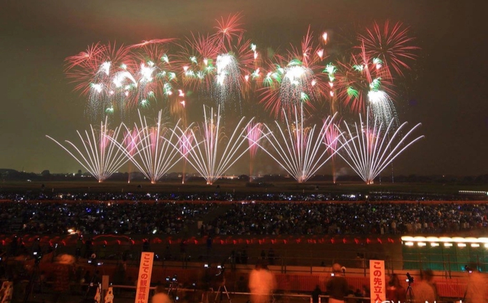 Nhật Bản: Lễ hội pháo hoa Kounosu từng lập kỷ lục Guinnes trở lại sau 3 năm nghỉ vì Covid-19 - Ảnh 1.