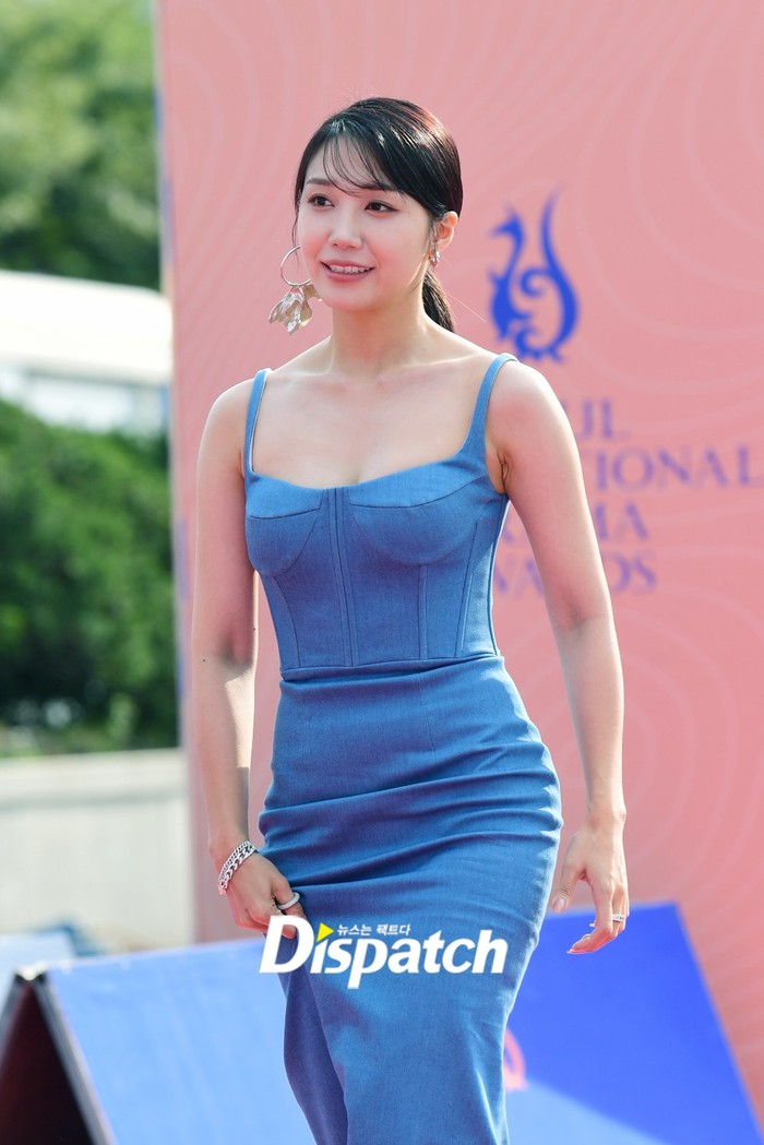 Thảm đỏ Seoul Drama Awards 2022: &quot;Ác nữ Giày Thủy Tinh&quot; đọ sắc với dàn nữ thần Kpop, Kang Daniel - Choi Jin Hyuk bảnh bao ngút ngàn - Ảnh 8.