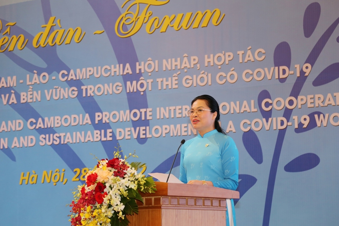 Phụ nữ Việt Nam - Lào - Campuchia hội nhập, hợp tác vì phát triển xanh và bền vững trong một thế giới có Covid-19 - Ảnh 1.