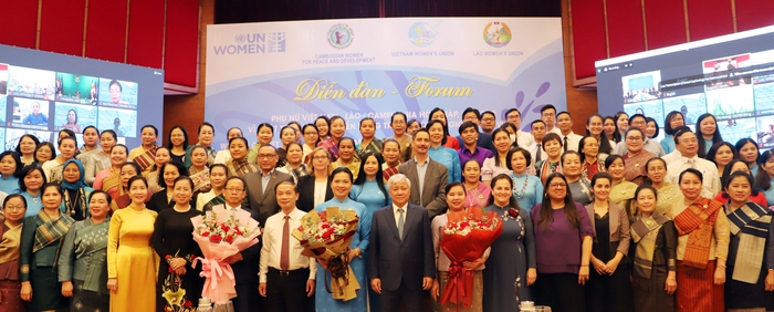Phụ nữ Việt Nam - Lào - Campuchia hội nhập, hợp tác vì phát triển xanh và bền vững trong một thế giới có Covid-19 - Ảnh 1.