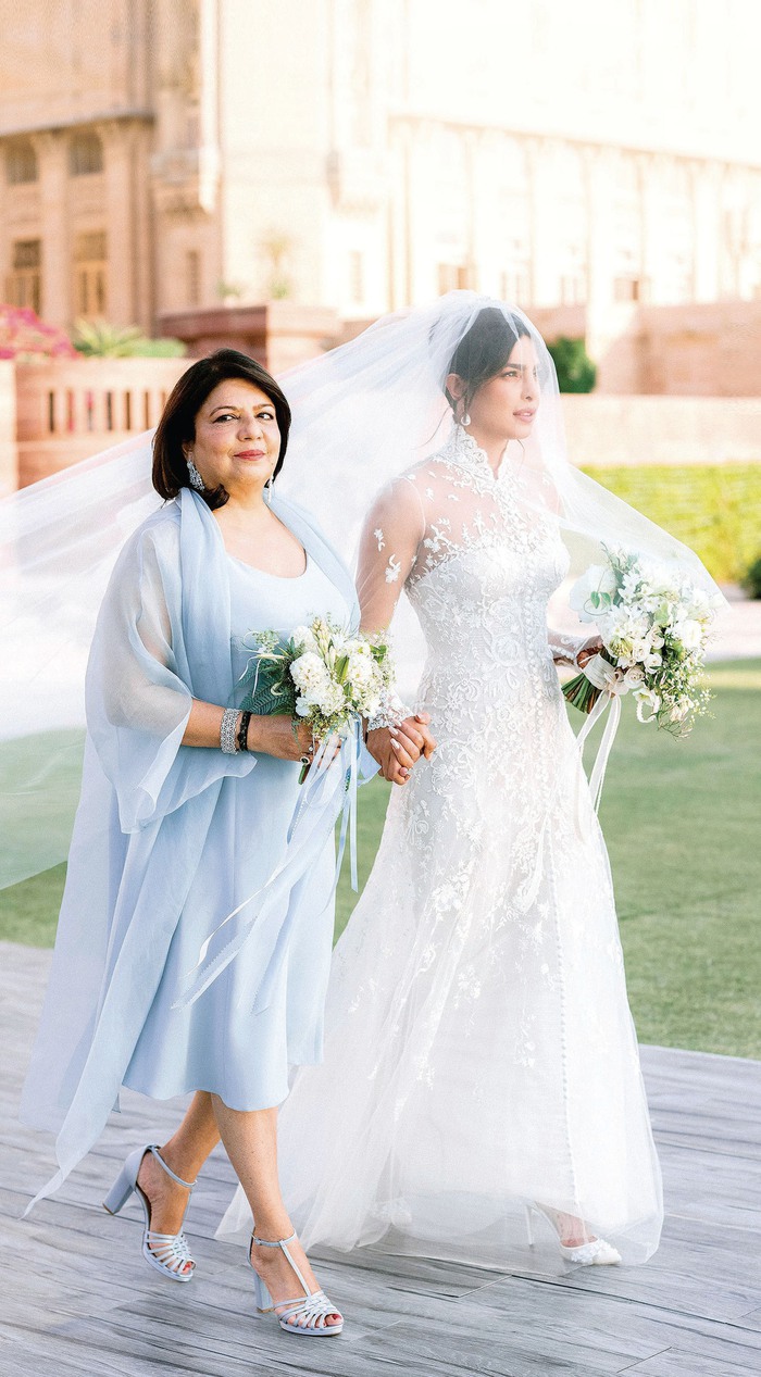 Ấn Độ: Nhiều cô dâu nỗ lực thay đổi nghi lễ đám cưới lạc hậu - Ảnh 2.