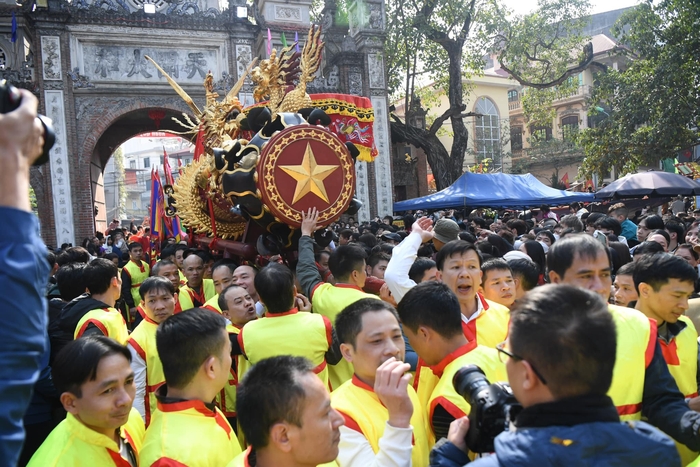Biển người đổ về lễ hội Đồng Kỵ, Bắc Ninh trong ngày mồng 4 Tết
 - Ảnh 6.
