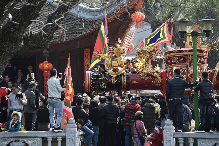 Biển người đổ về lễ hội Đồng Kỵ, Bắc Ninh trong ngày mồng 4 Tết
 - Ảnh 8.