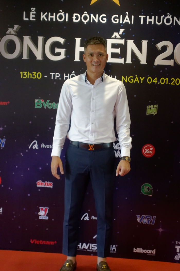Công Vinh, cựu tuyển  thủ  của đội tuyển bóng đá Việt Nam đến tham dự lễ phát động giải Cống Hiến