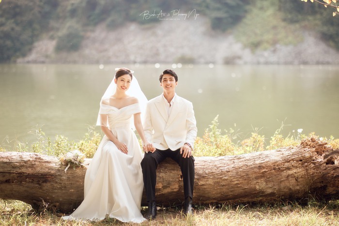 Bộ ảnh cưới đẹp như mơ tại Hàn Quốc lần đầu được Bình An - Phương Nga hé lộ - Ảnh 3.