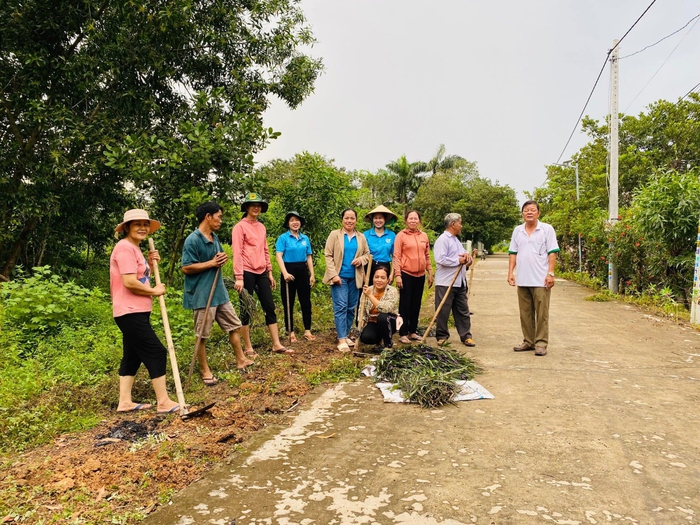 Bình Phước: Phụ nữ chung tay tạo cảnh quan xanh - sạch - đẹp góp phần xây dựng nông thôn mới   - Ảnh 3.
