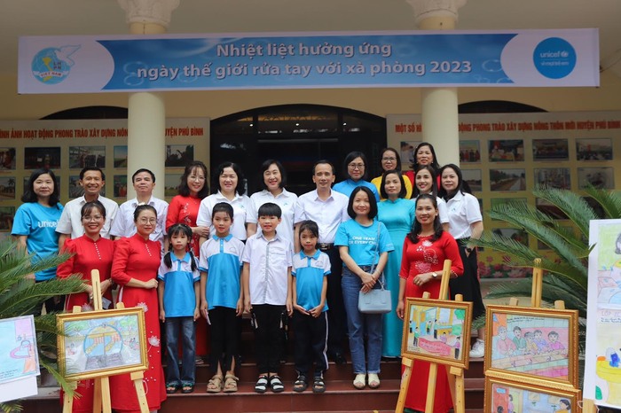 UNICEF và Hội Liên hiệp Phụ nữ Việt Nam cùng hưởng ứng ngày thế giới rửa tay với xà phòng 15/10   - Ảnh 2.