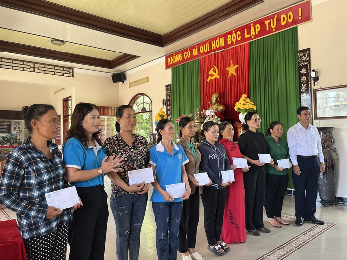 Bình Định: Nhiều hoạt động ý nghĩa nhân kỷ niệm 93 năm Ngày thành lập Hội LHPN Việt Nam - Ảnh 1.