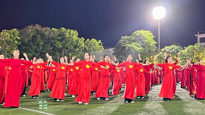 Quảng Ninh: 190.000 phụ nữ đồng diễn dân vũ toàn tỉnh năm 2023 - Ảnh 4.