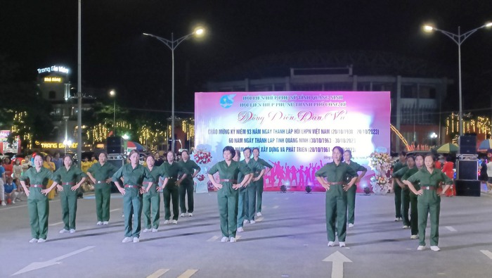 Quảng Ninh: 190.000 phụ nữ đồng diễn dân vũ toàn tỉnh năm 2023 - Ảnh 8.