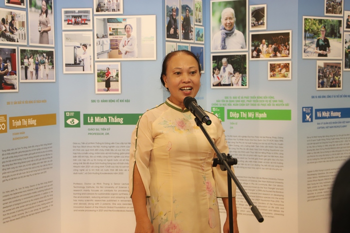 Khai mạc triển lãm ảnh &quot;17 gương mặt nữ Hành động Việt Nam vì sự phát triển bền vững&quot; - Ảnh 5.