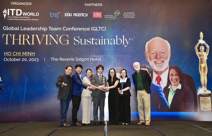 AEON Việt Nam được vinh danh tại “Giải thưởng văn hóa khai vấn xuất sắc Marshall Goldsmith 2023” - Ảnh 2.