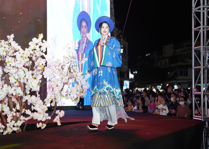 Vẻ đẹp tỏa sáng của Hoa hậu Trịnh Thanh Hồng tại sự kiện Mottainai 2023 - Ảnh 5.