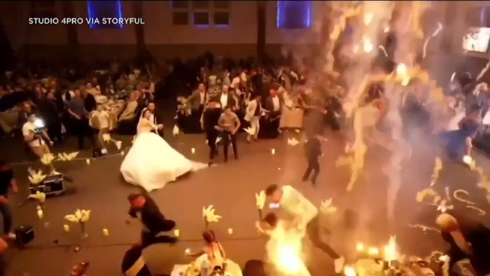 Toàn cảnh vụ cháy đám cưới khiến hơn 100 người thiệt mạng tại Iraq - Ảnh 1.