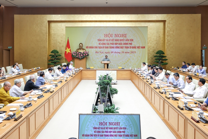 MTTQ Việt Nam và các tổ chức chính trị-xã hội tiếp tục phát huy vai trò nòng cốt để nhân dân làm chủ - Ảnh 1.