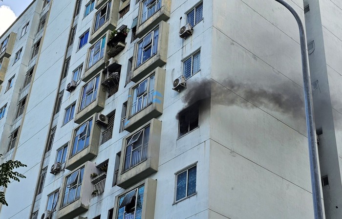 Cháy căn hộ tại chung cư 12 tầng ở Đà Nẵng- Ảnh 1.